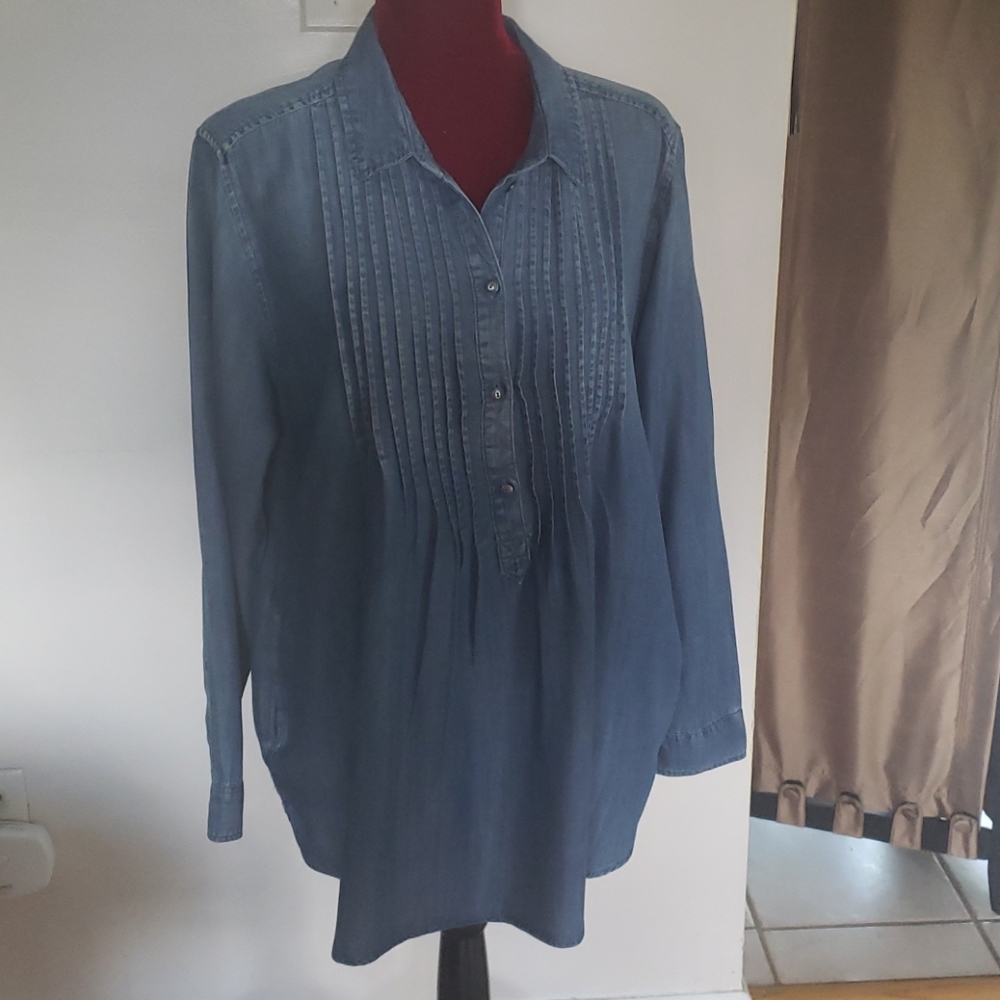Denim tunic with POCKETS!!